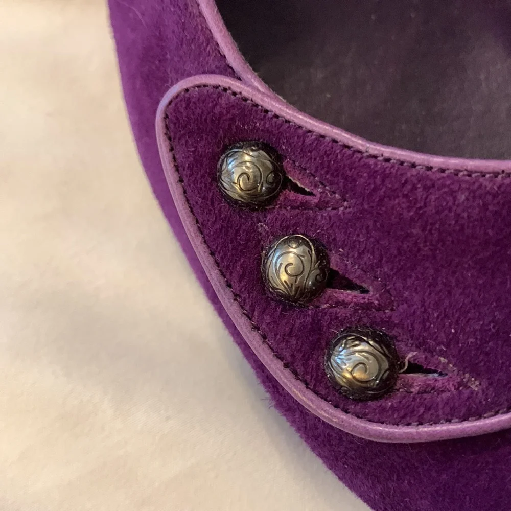 Like New BCBGeneration Rich Purple Mirtos Wedge Heels in Suede